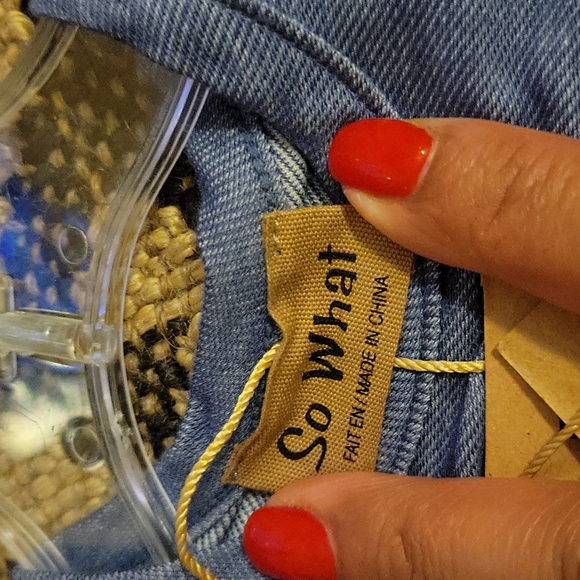 Brand new and comfortable - Picture 4 of 7